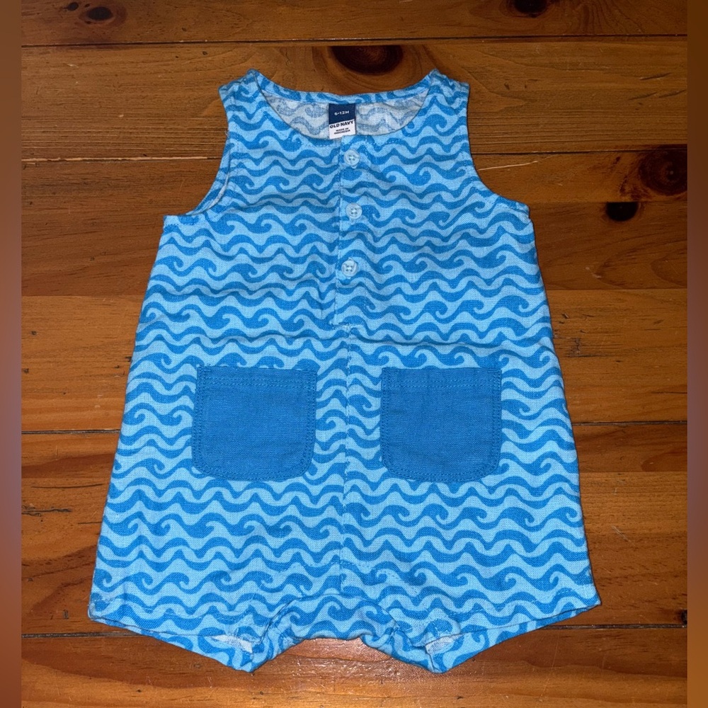 Old Navy Kids Linen Blend Onesie with Blue Wave Design Size 6-12 Months